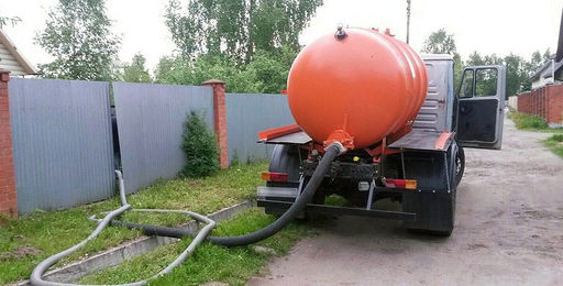 Откачка выгребных ям